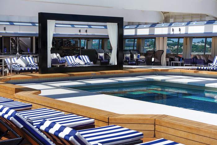 Nicko Cruises Vasco Da Gama Lido Pool 2.jpg